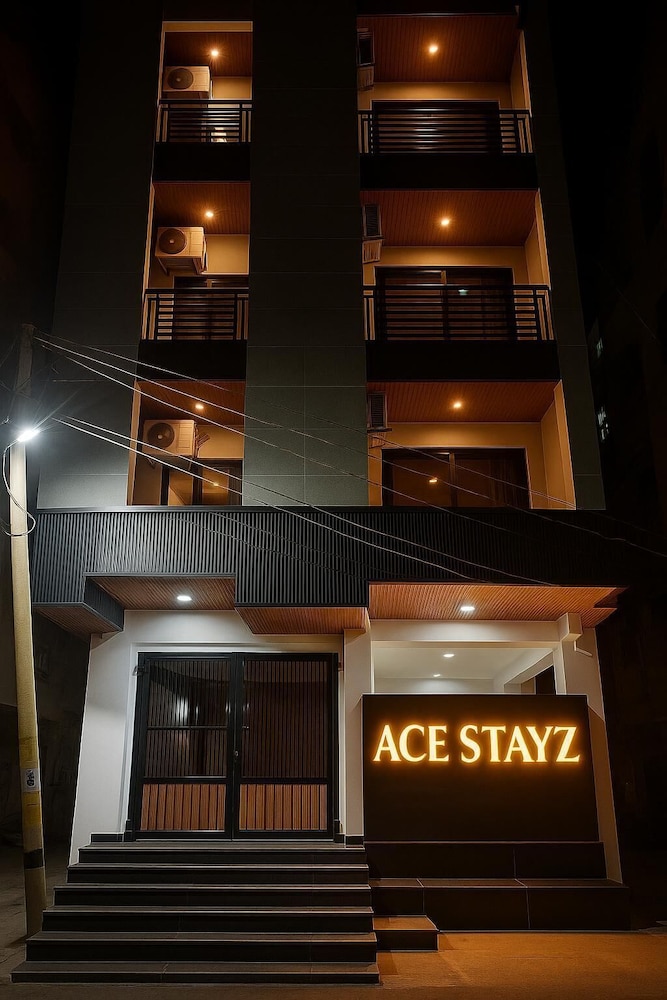 ACE STAYZ