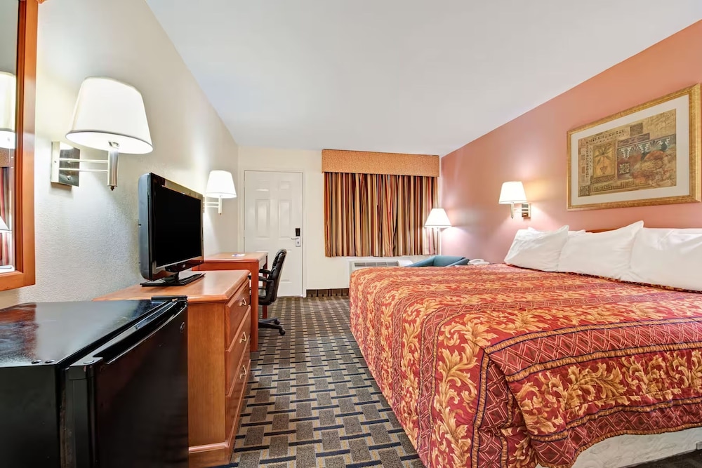 Day Star Dallas South view 4