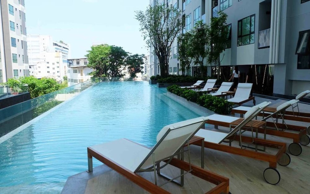 Exclusive Sea View 2 Bed Room High Floor 2 Balcony