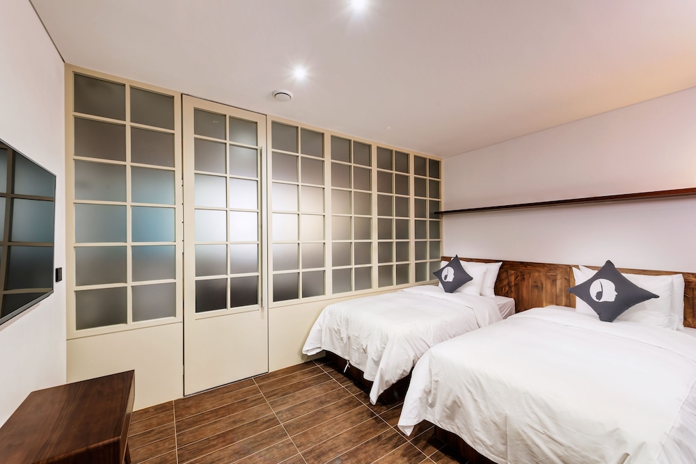 Hotel The Designers Kondae 49