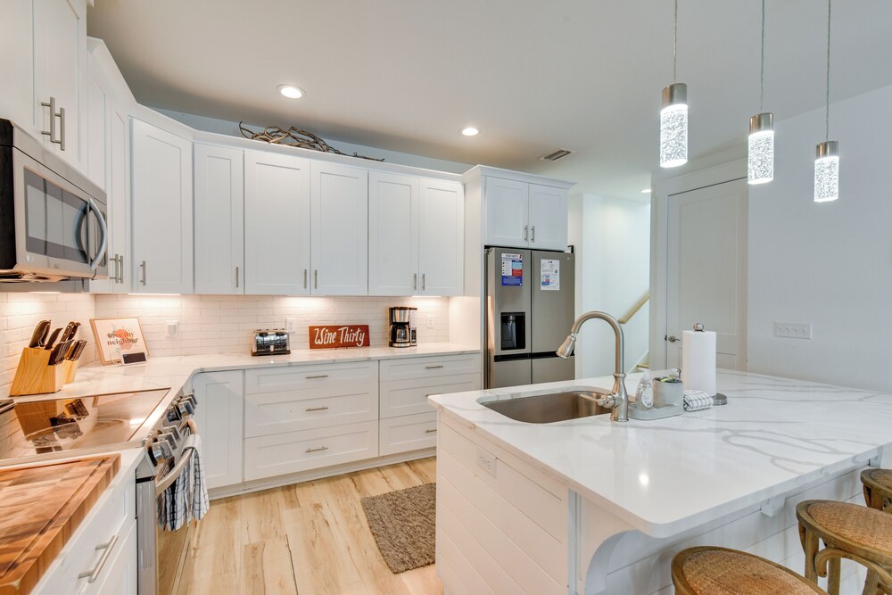 Walk to Pier: Modern PCB Getaway w/ Private Pool!
