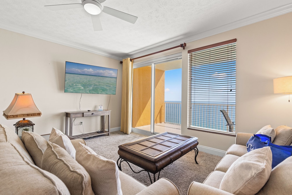 Treasure Island Unit 2011: Sunset Sands, 2 Bed/2 Bath Retreat Sleeps 8!