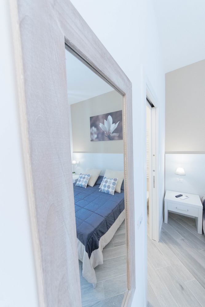 Vantaggio Suites & Apartments photo 4