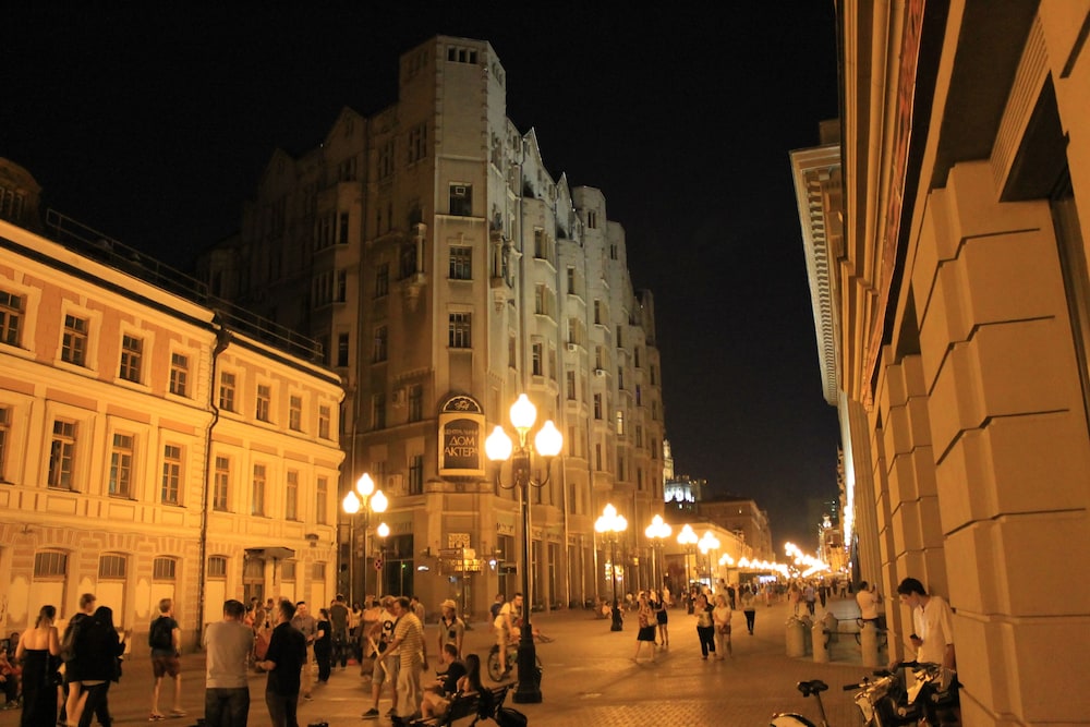 Landmark City Hotel - Hostel