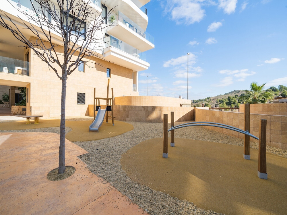 Villajoyosa Home With Shared Pool