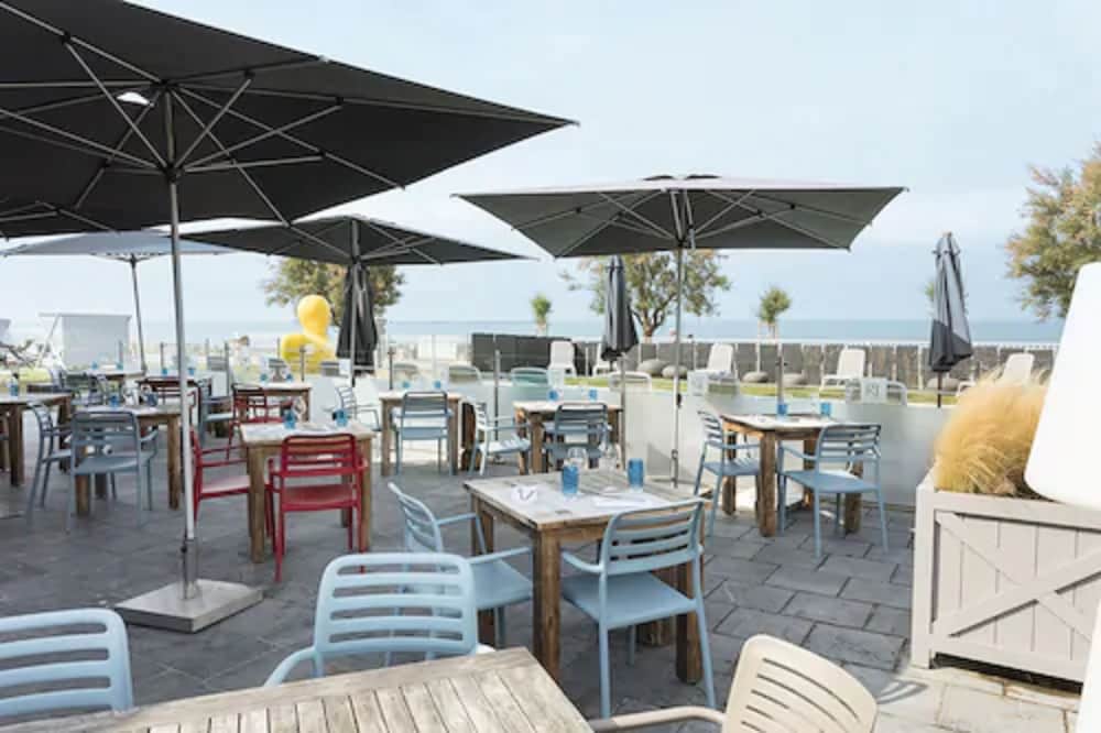 Pornichet Vacations - Relais Thalasso Chateau des Tourelles - Property Image 3