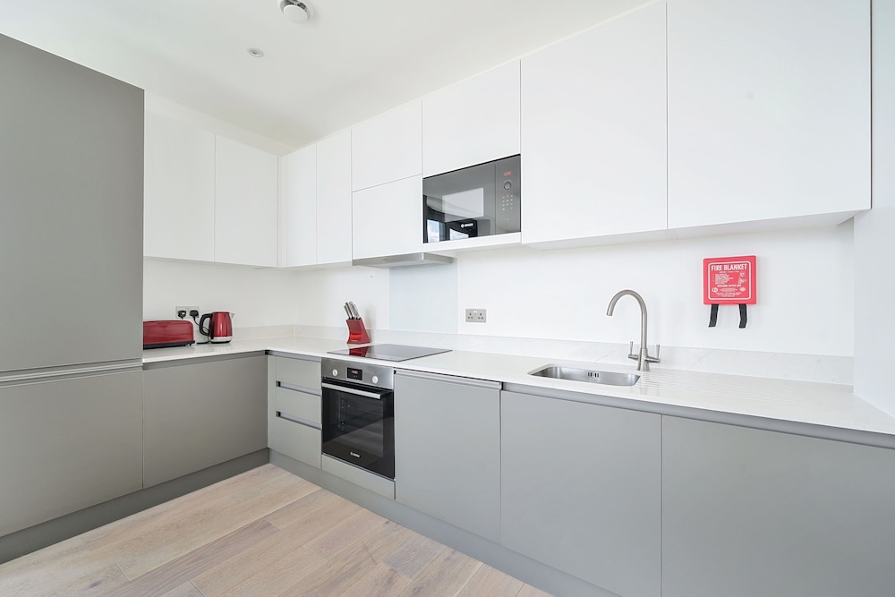 Roomspace Apartments -Caroline Street
