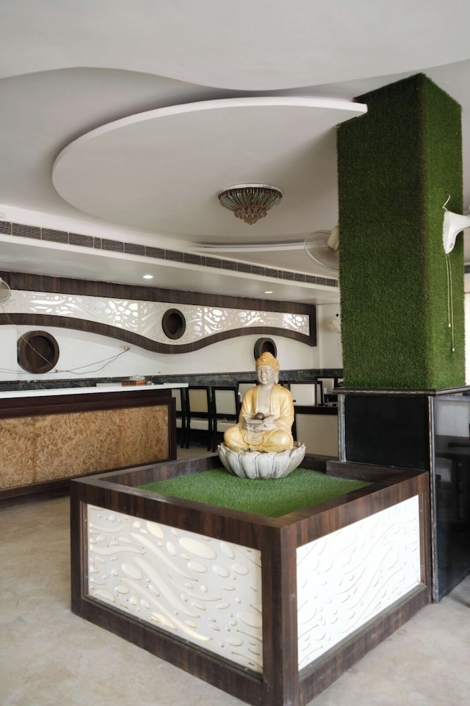 Vivaan Haveli