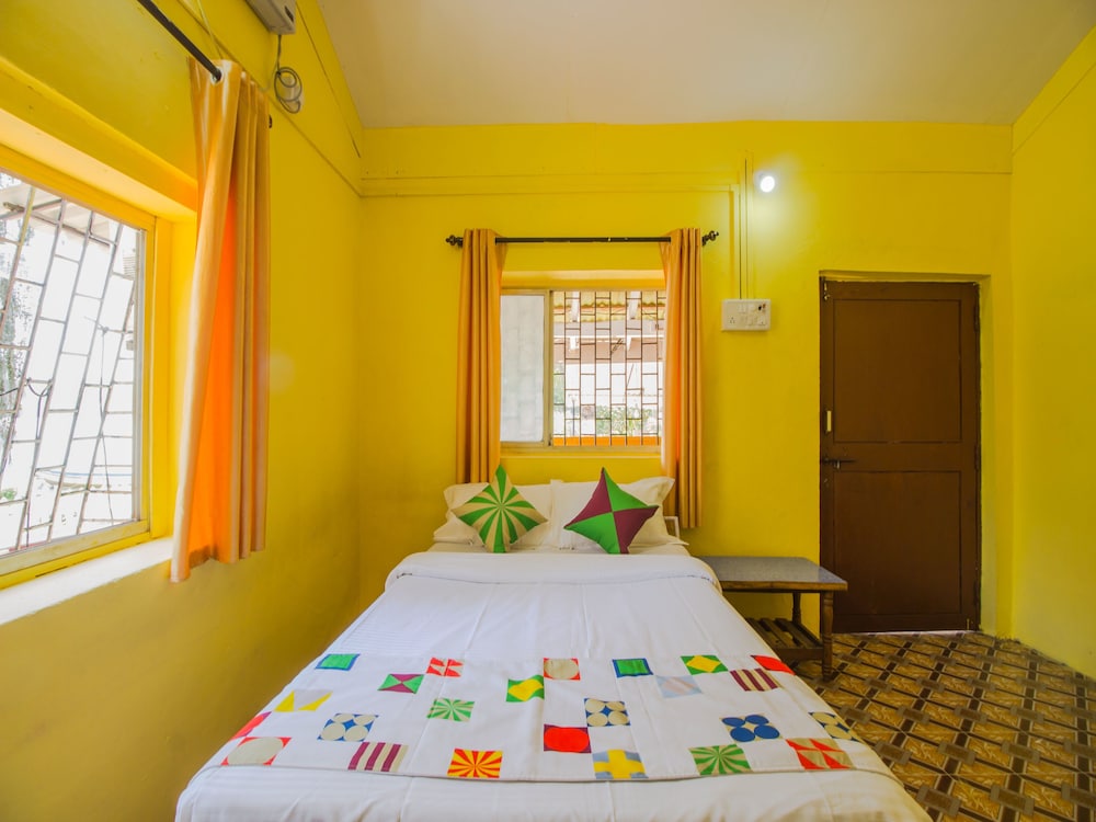 OYO 13117 Home Lake View Studio Canacona