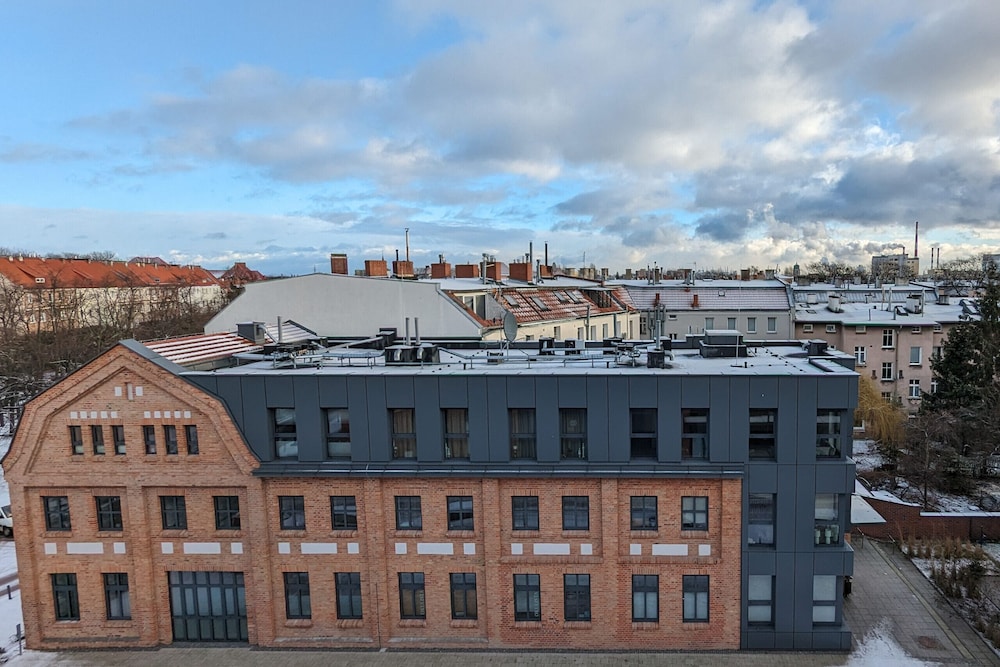 Apartments Browar Gdanski by Renters view 3