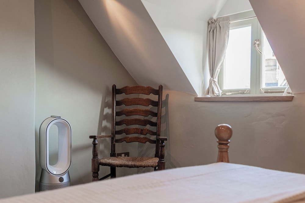 Luxury Home in the Heart of Cotswolds view 4