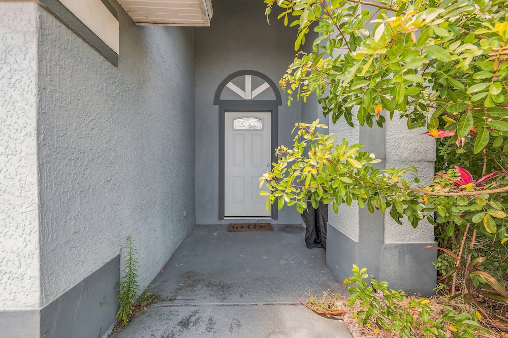 Relaxing Family Retreat In The Heart Of Sebastian 3 Bedroom Home