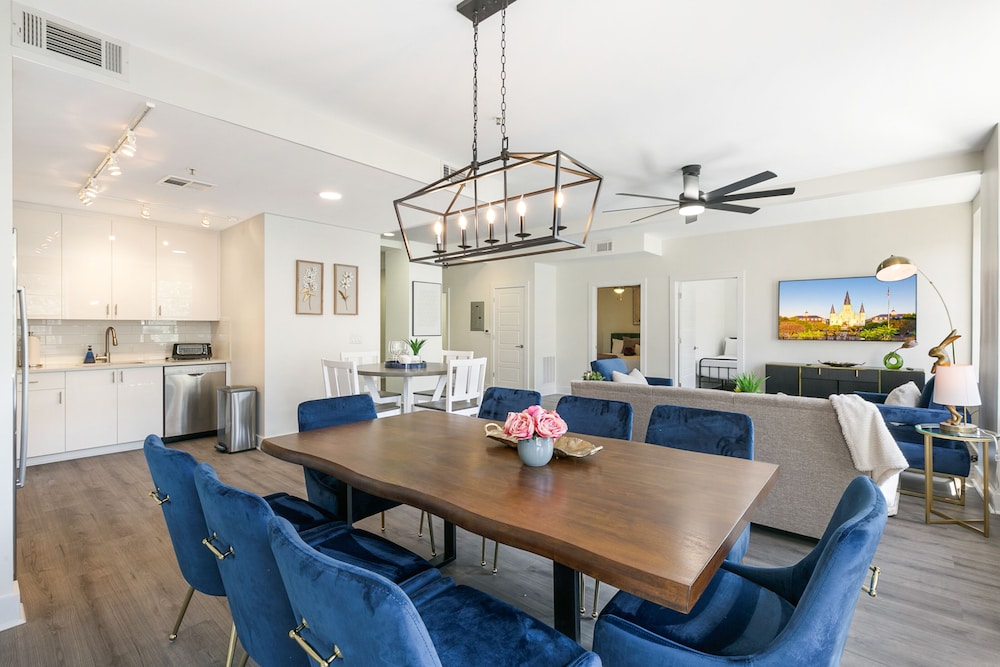 New Orleans Vacations - Modern 4BR Condo in the Heart of NOLA - Property Image 35