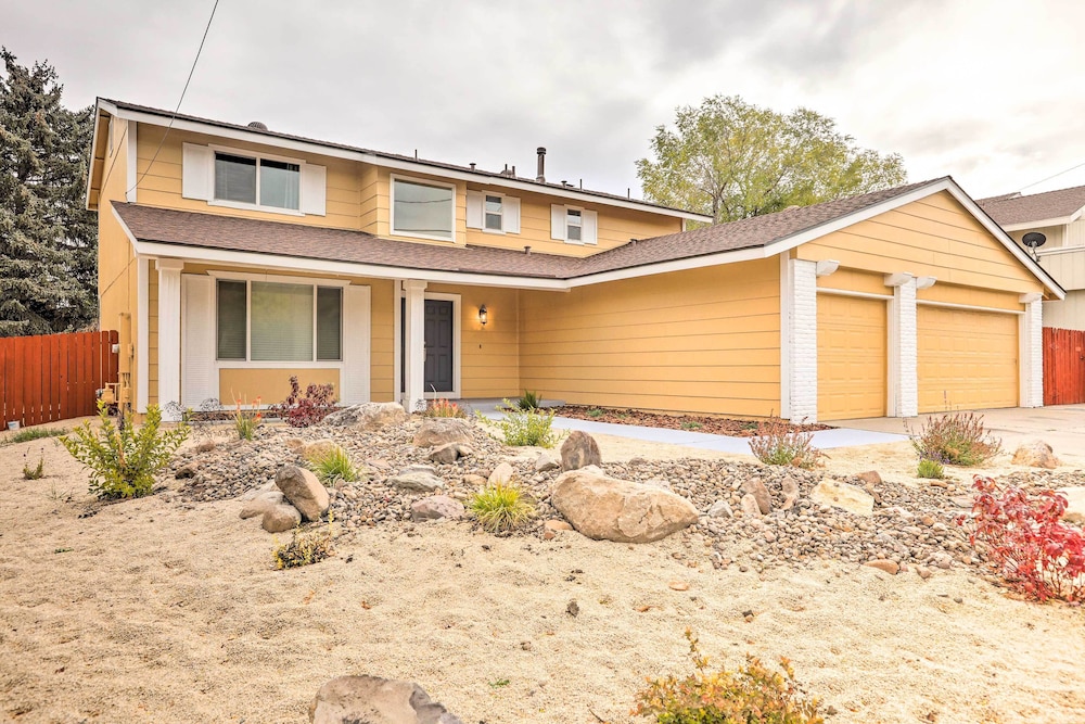 Reno Vacations - Sleek Family Retreat: 4 Mi to Downtown Reno! - Property Image 16