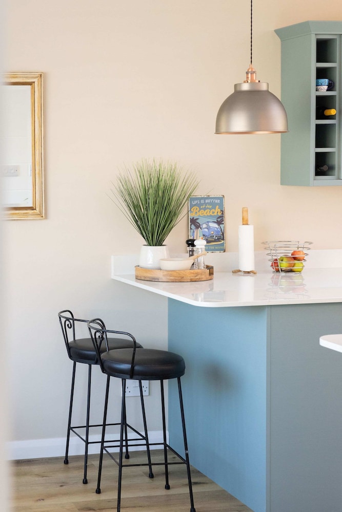 Coastal Comfort for 6 Felpham Beach