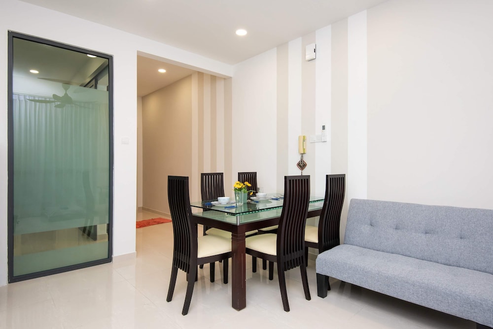 2BR Dual Key SKS Pav Ciq, JB Sentral, Free Parking