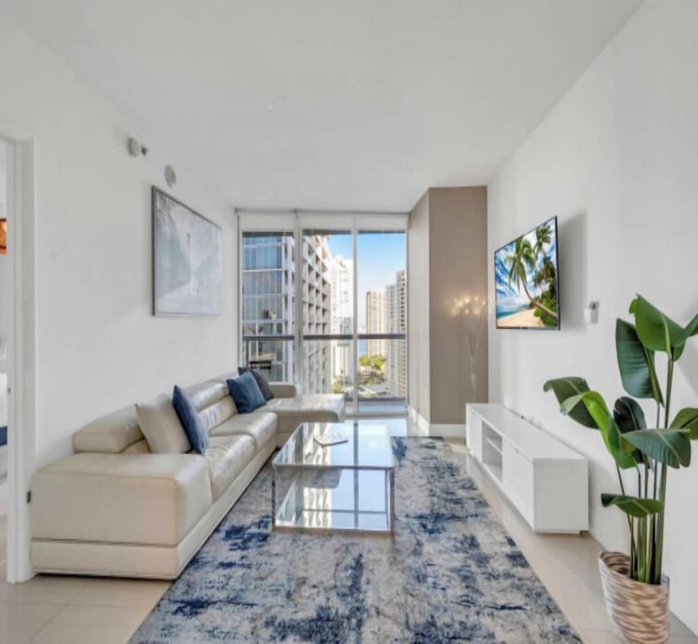 Icon Brickell
