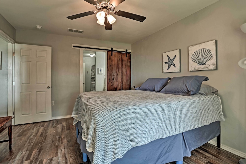 Marshall Vacations - Relaxing Texas Getaway, 1 Mile to Boat Ramp! - Property Image 4