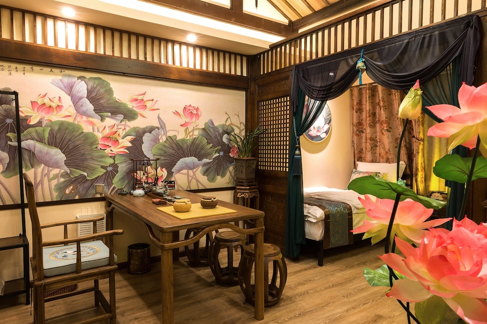 FTYS Hostel