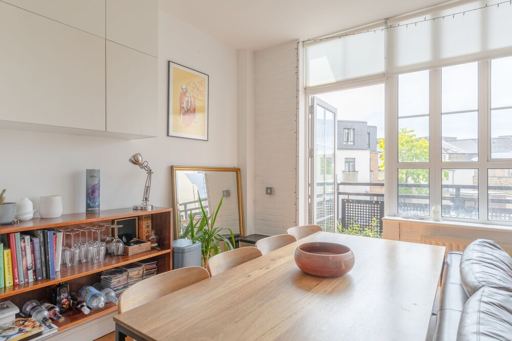 Stylish & Bright 1BD Flat - Peckham