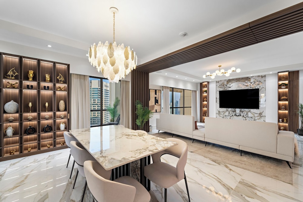 Luxury 3BR M Beachfront Retreat