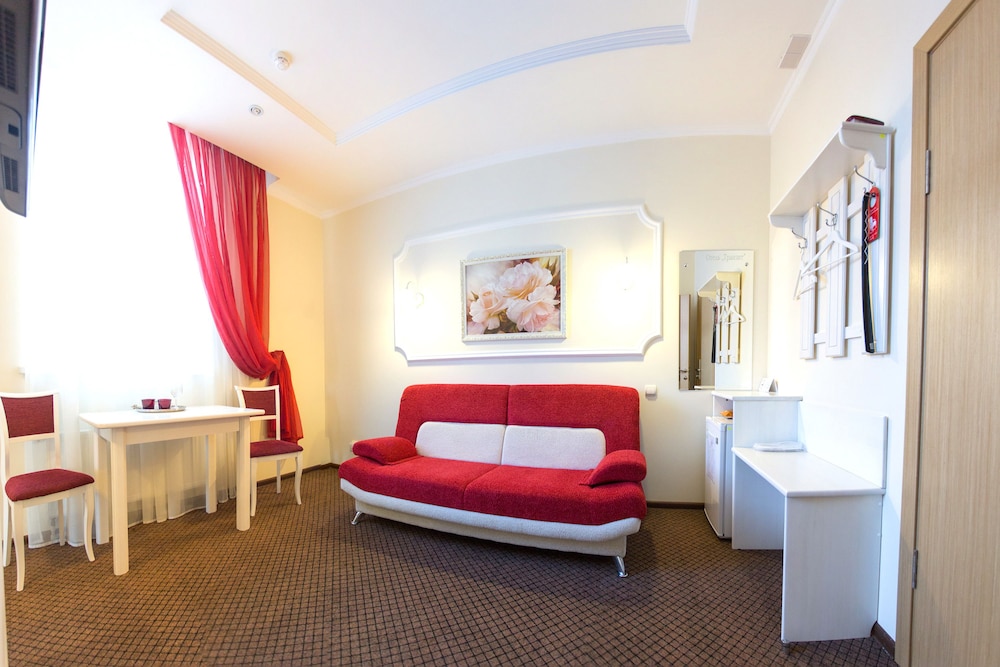 Tranzit Hotel