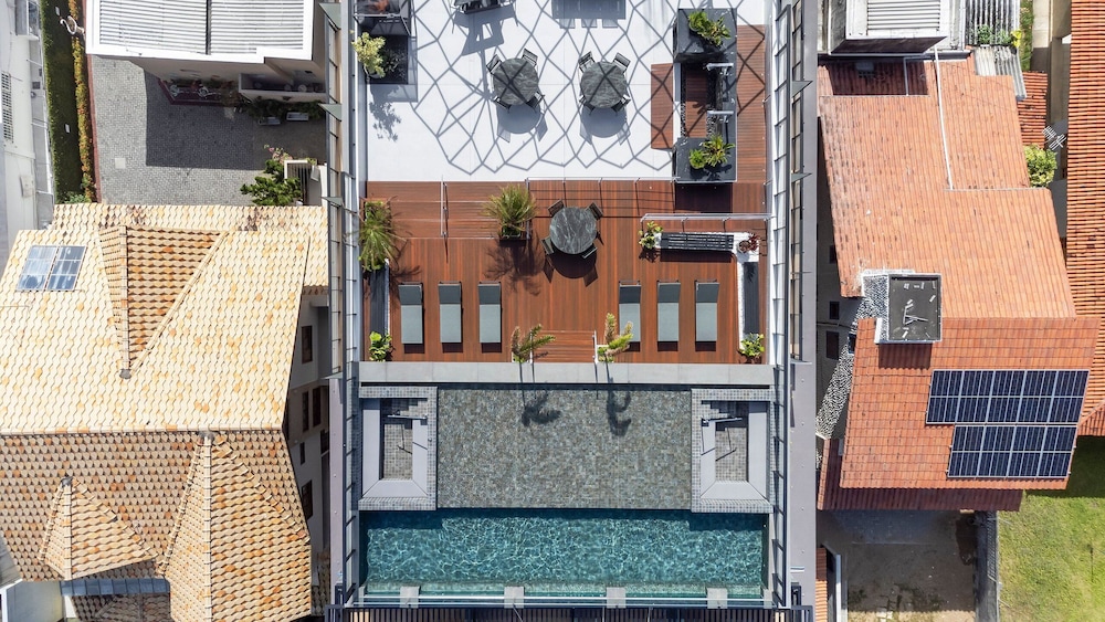 Alta Garden Housi by Carpediem