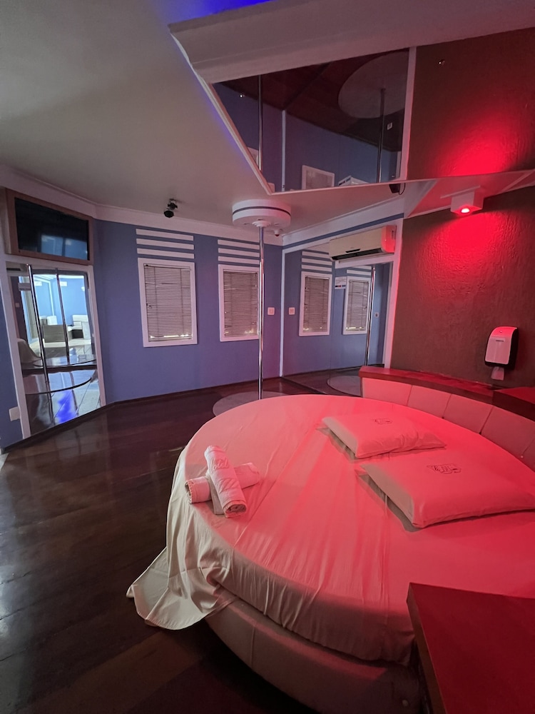 Espacial Motel