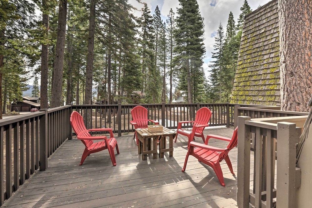 Carnelian Bay Home < 1 Mi to Tahoe Beaches - Property Image 4