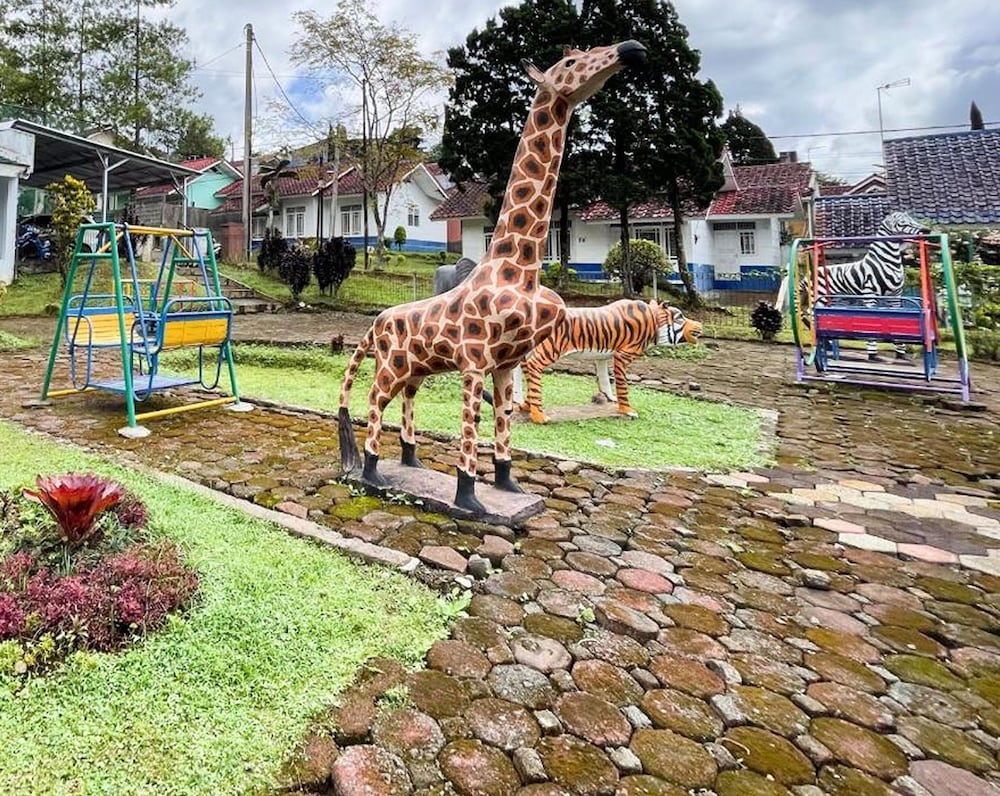Sierra By Semusim Villa
