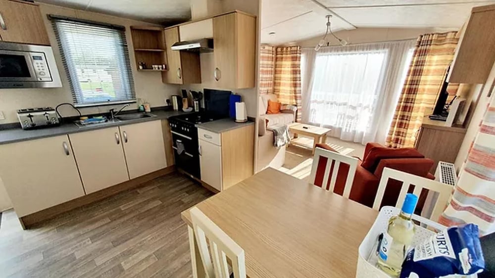 Butterfly 3-bed Hot Tub Lodge in Northumberland view 5