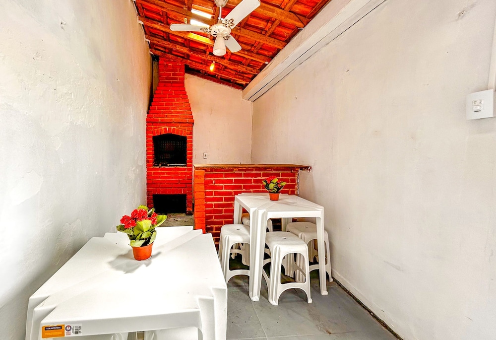 Tima Casa com Wifi pr Ximo a Praia em Itanha m SP
