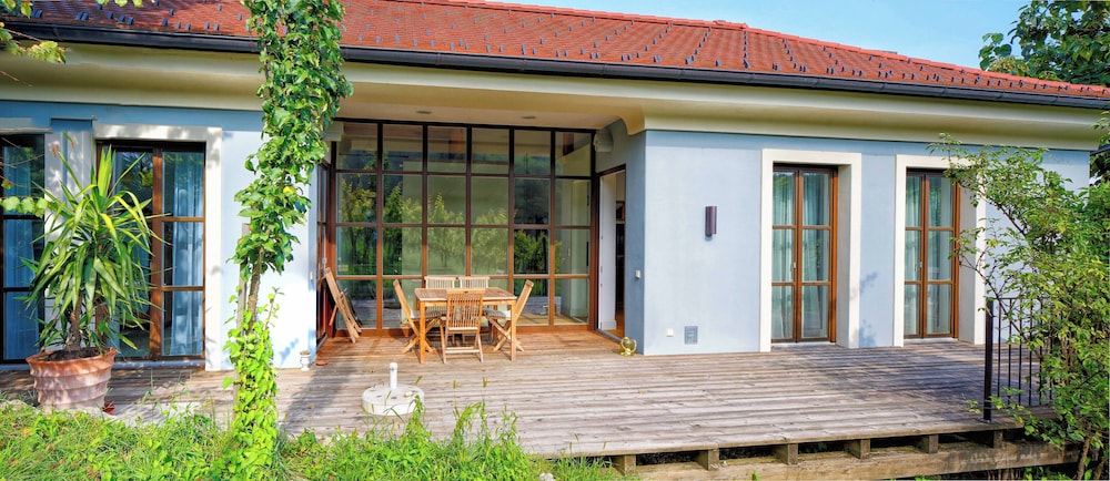 Hirschmugl Domaene am Seggauberg