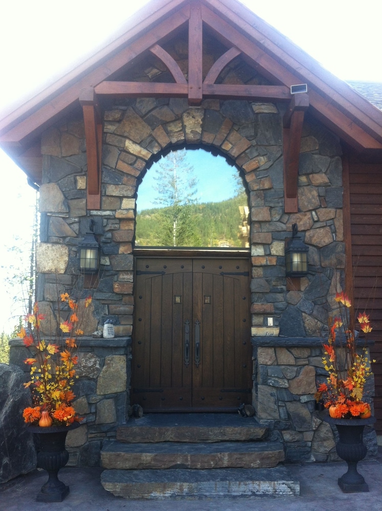Chateau Elise view 2
