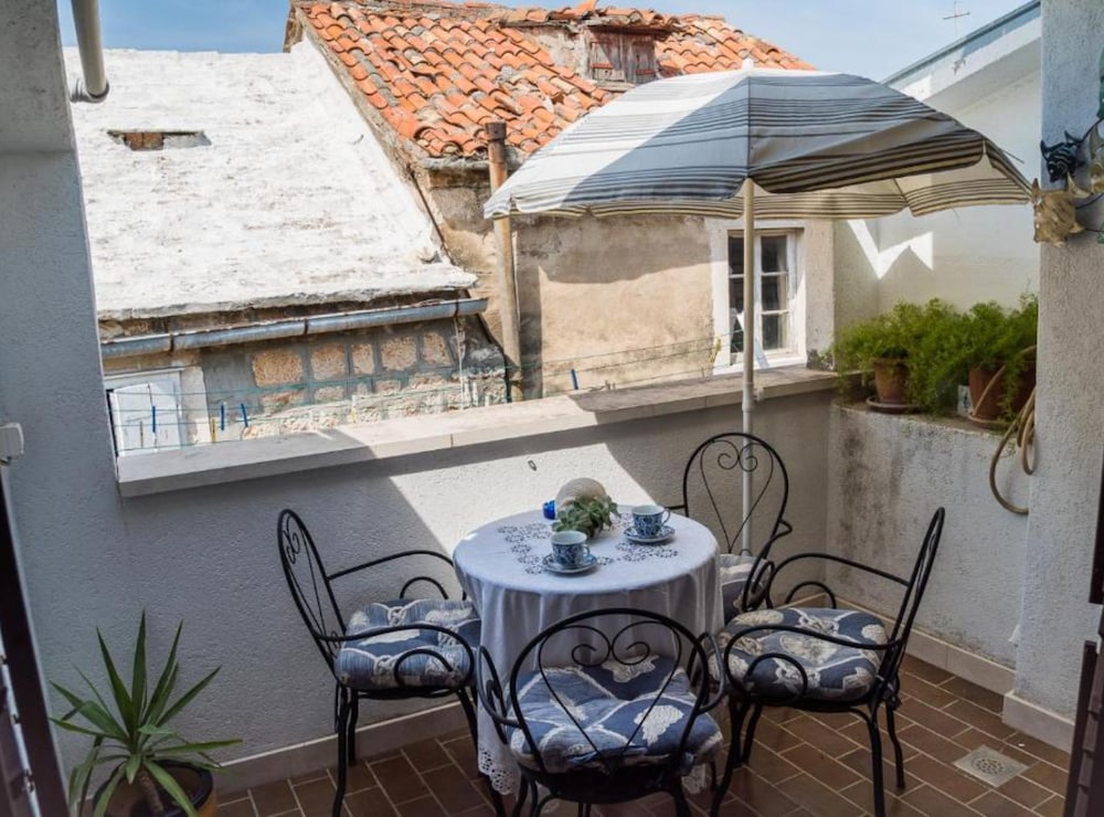 Stone House Seaside Retreat on Brač Island