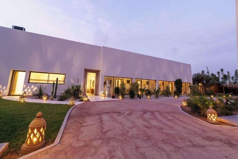 Villa PurSang Marrakech – Villa Privée de Luxe avec Hammam, Spa et Jardin