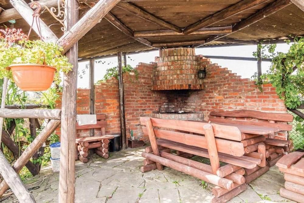 Comfortable Holiday Home on Lake Jamno, Podamirowo view 5