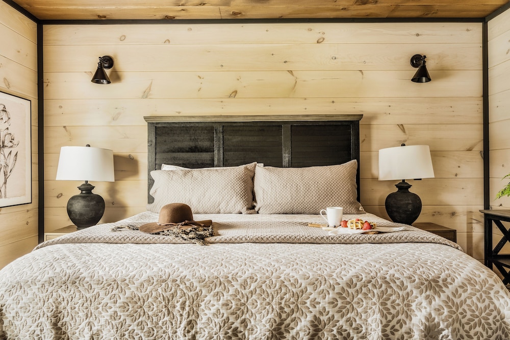 Star Gazer Luxury Rooftop Cabin