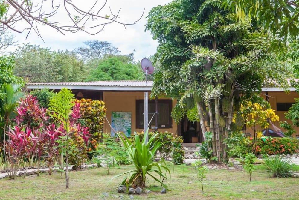 Nosara Beach Hostel