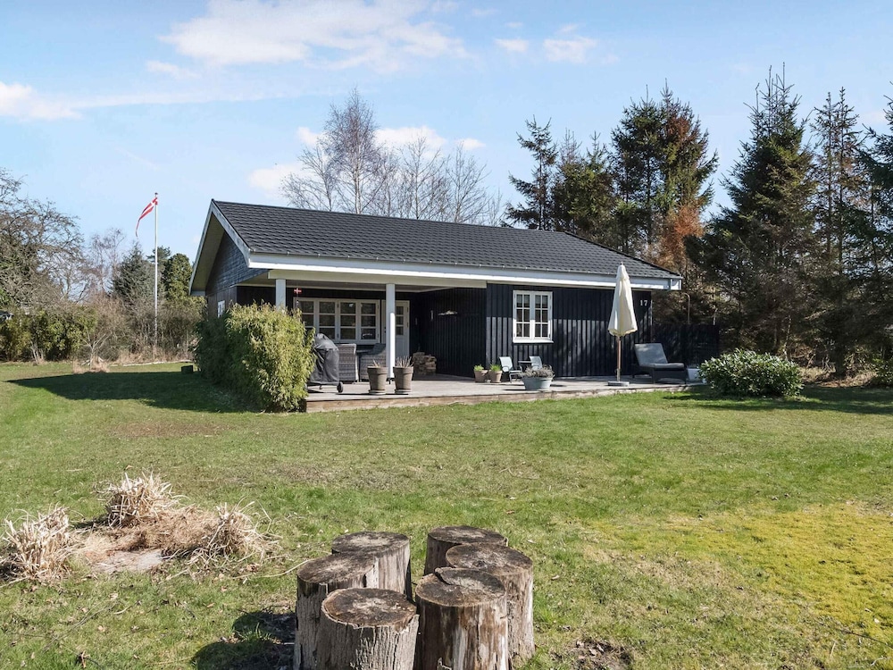 5 Star Holiday Home in Vaeggerlose