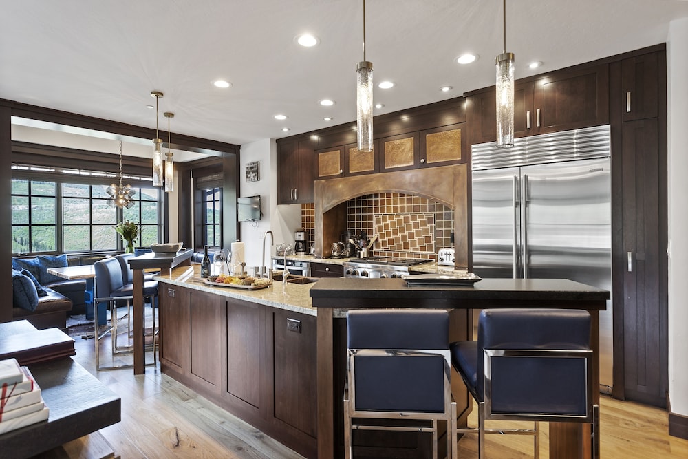 Flagstaff Lodge at Deer Valley Resort - Four Bedroom Residence #507 4 Condo