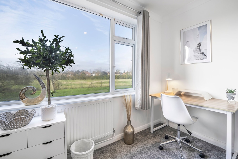 Angus Suites by Your Lettings
