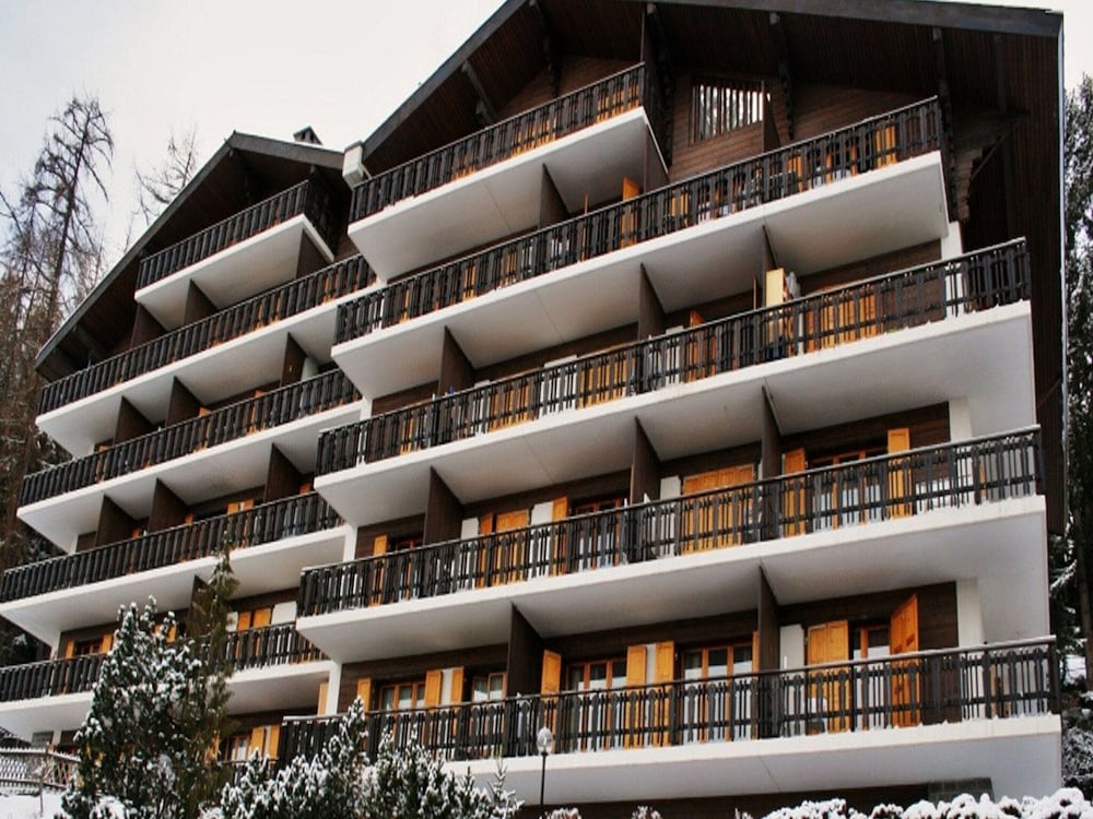Radiant Apartment Facing Hills