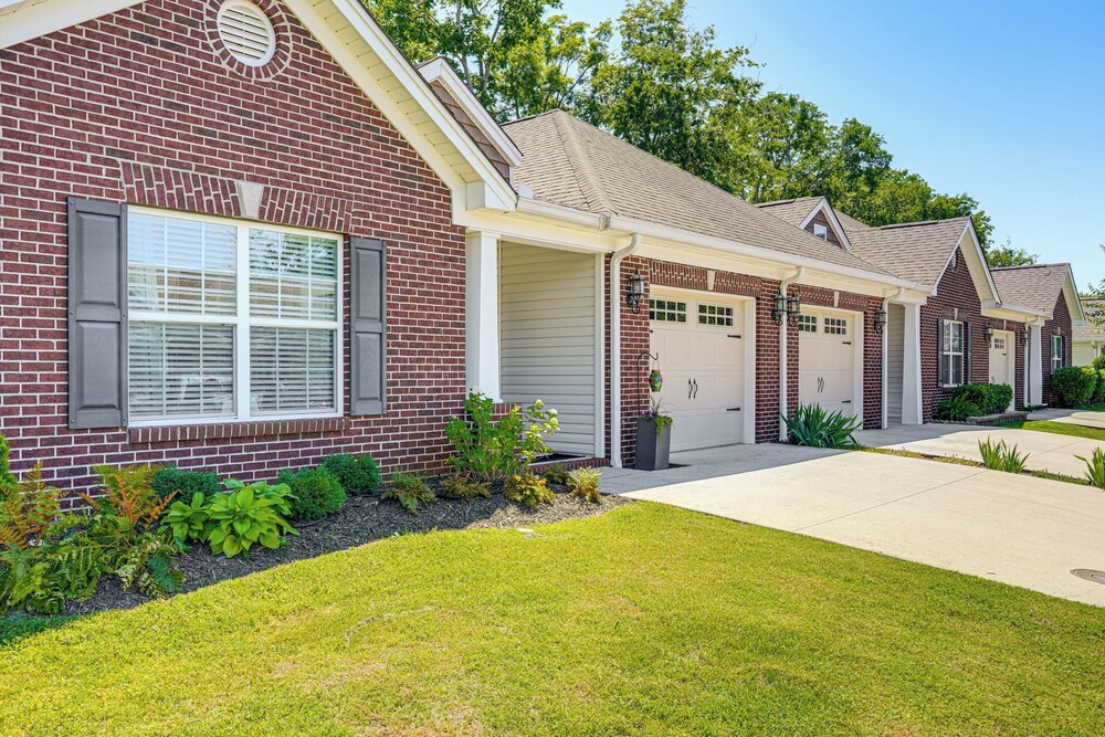 Private Patio: Residential Condo in Cleveland!