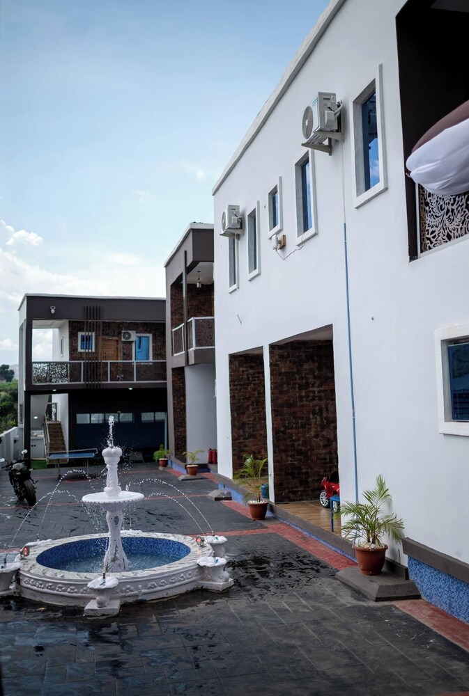 Meraki Luxury Apartments