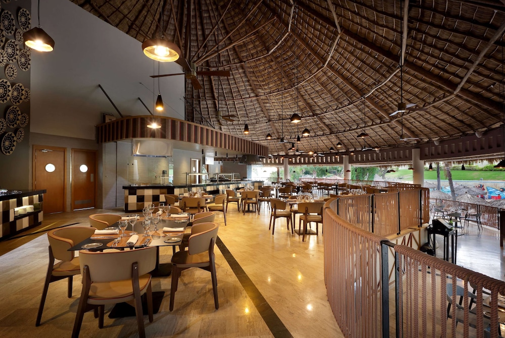 Grand Palladium Vallarta Resort  Spa - All Inclusive - Property Image 101