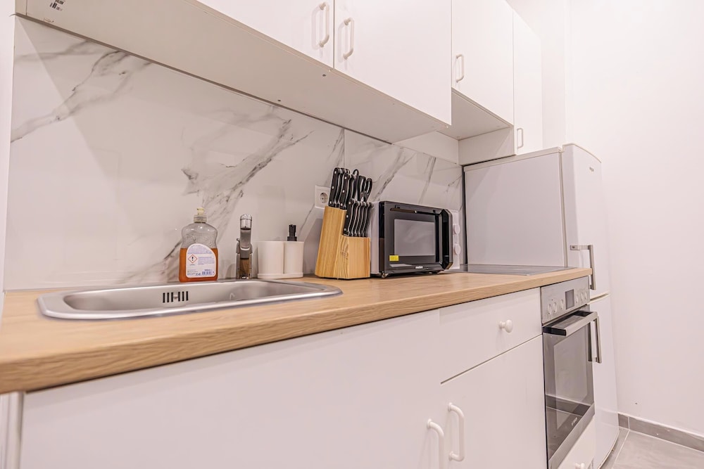 4BR Apt for 10P - 10 Min to Westbahnhof