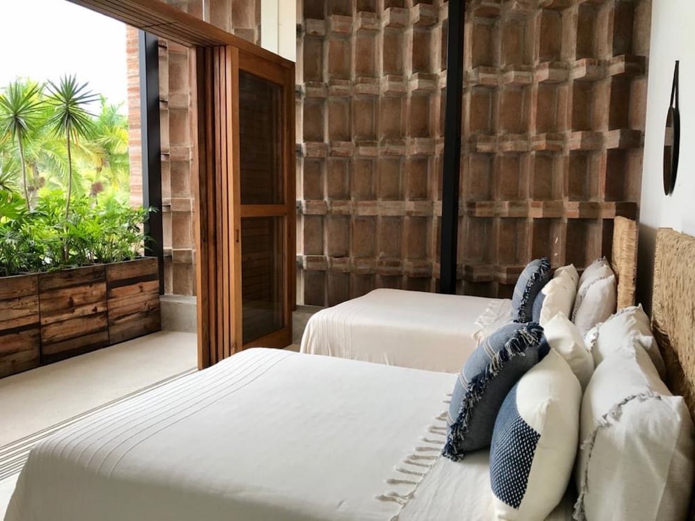 El Careyes Club & Residences