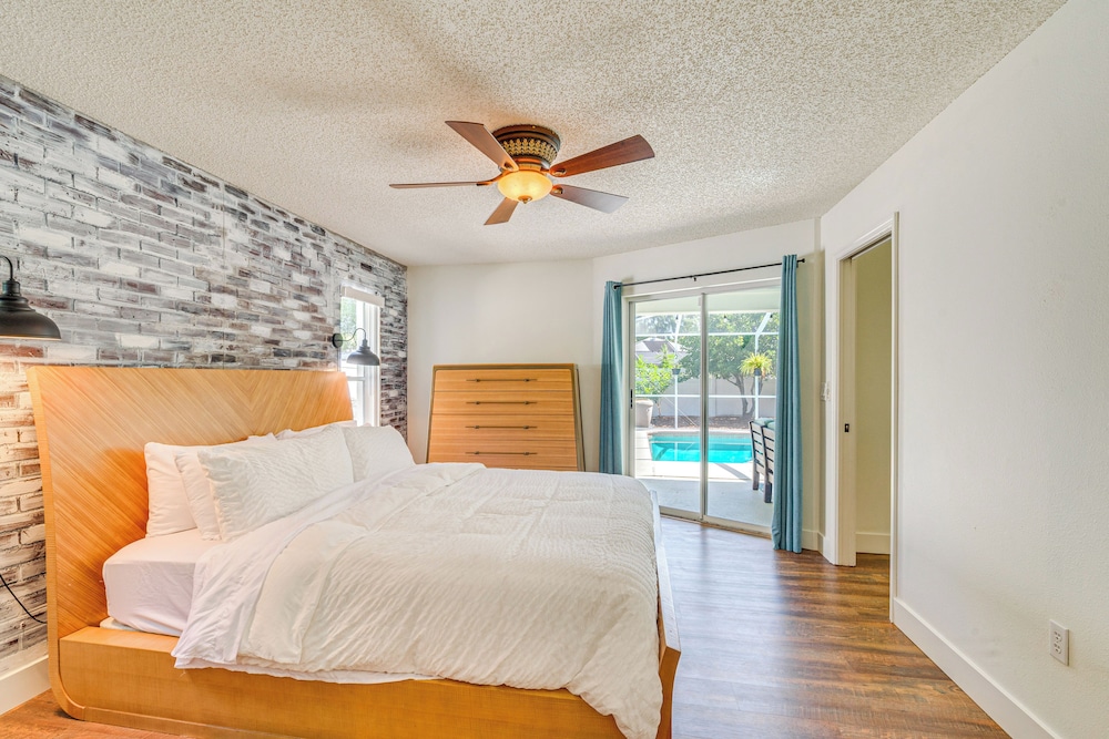 Private Pool & Lanai: Spring Hill Oasis