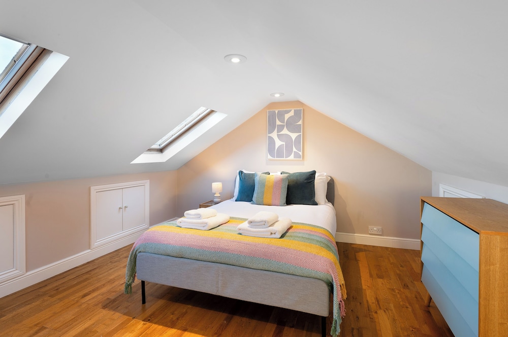 VESTO Three Bedroom Apartment in Clapham